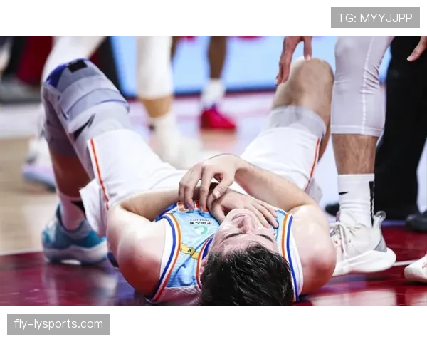 故意肘击犯规判罚为何常被忽视？裁判标准大解析